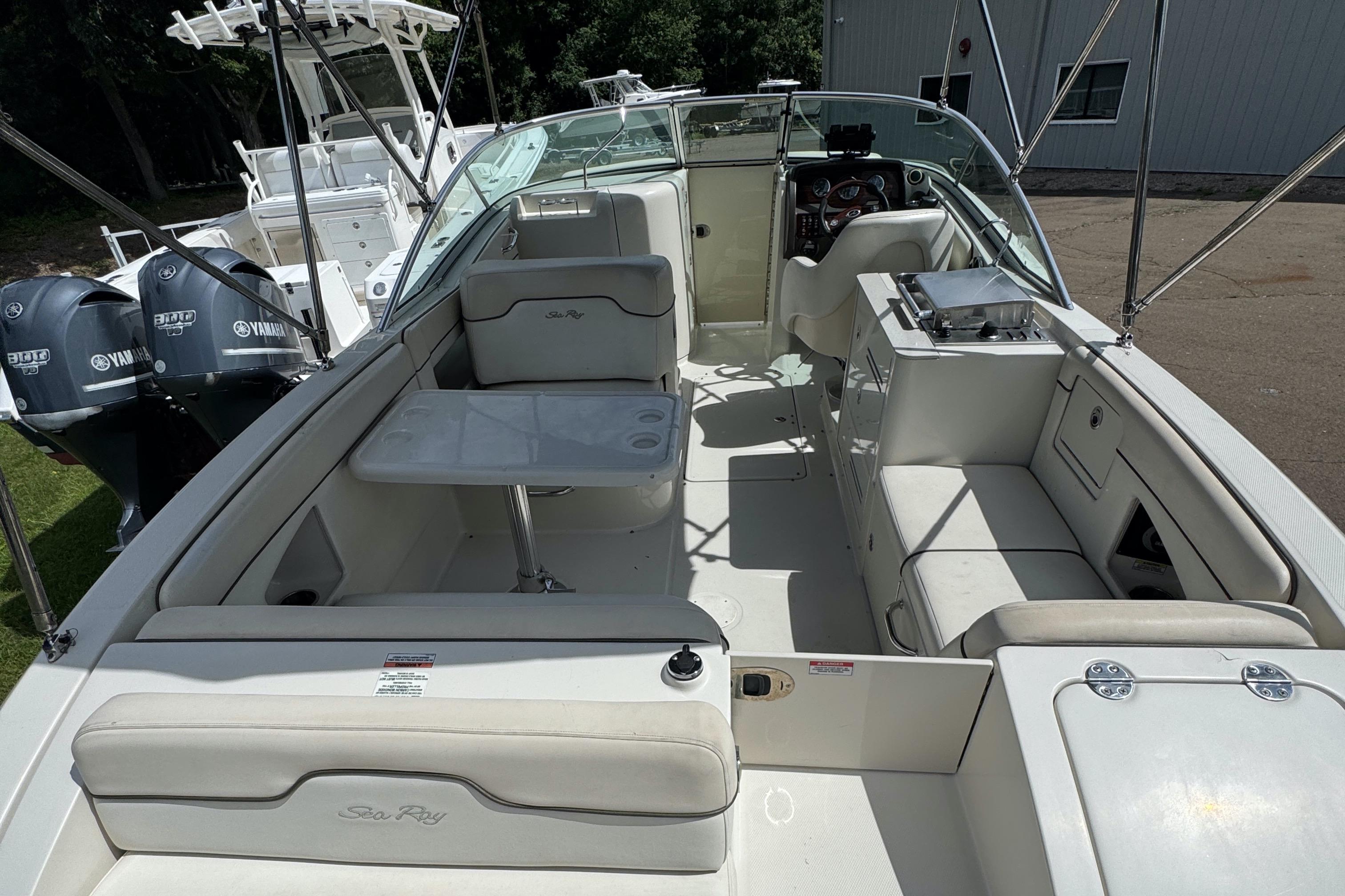 2008 Sea Ray 290 Sundeck