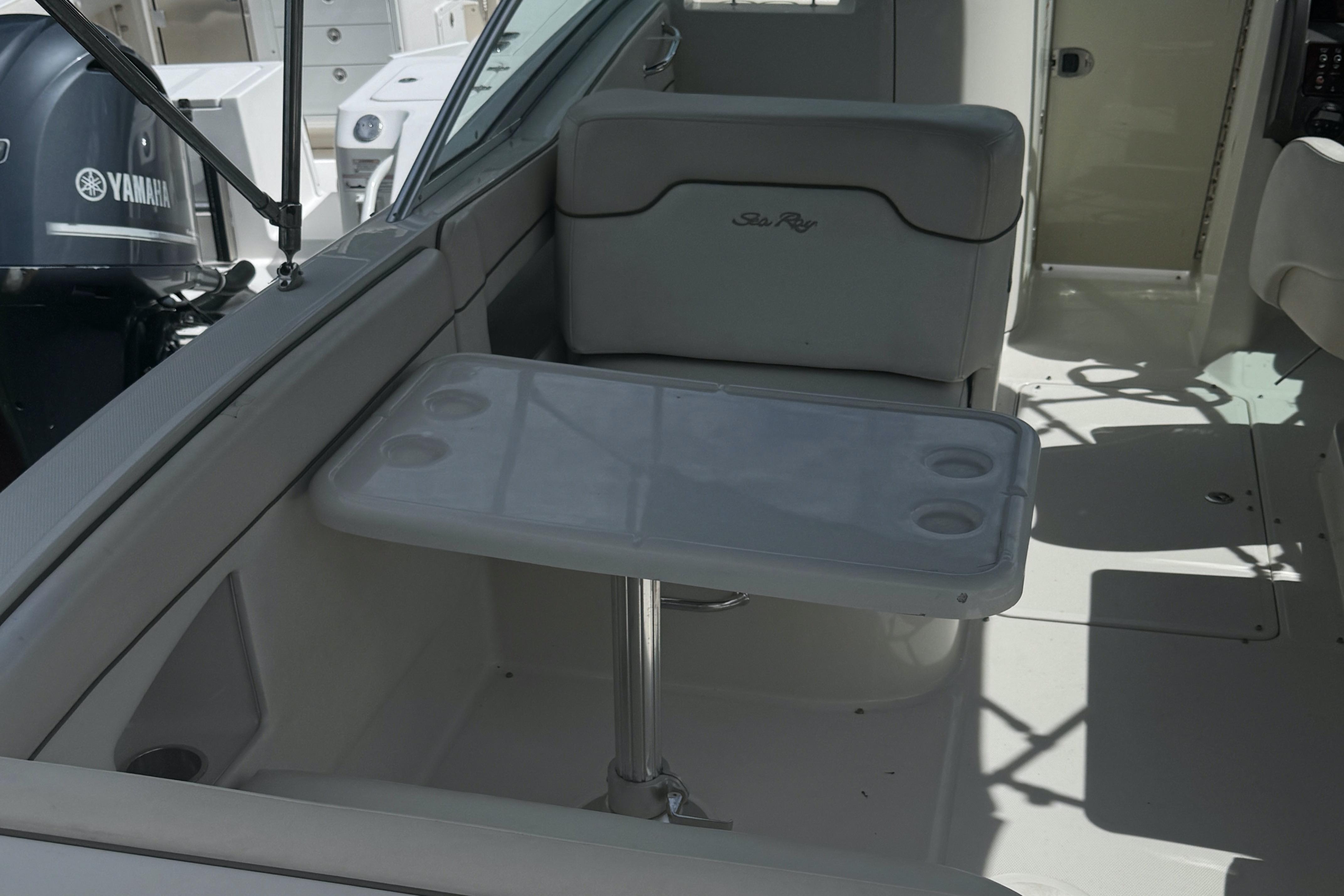 2008 Sea Ray 290 Sundeck