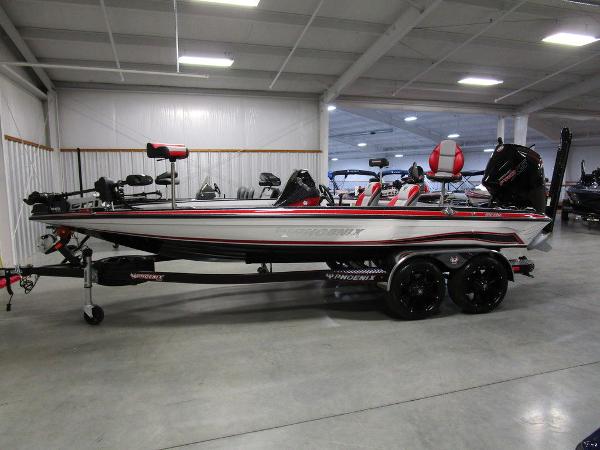 2021 Phoenix boat for sale, model of the boat is 920 Elite & Image # 1 of 58