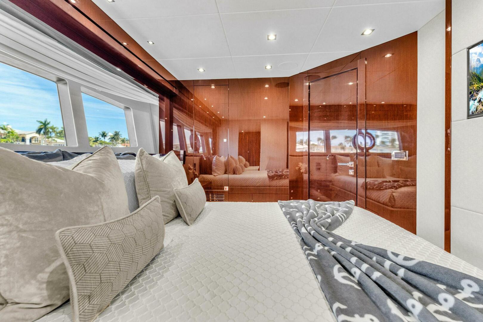 2018 Sunseeker 95 Yacht - Image 93