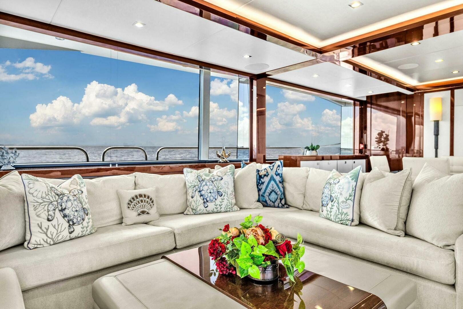 2018 Sunseeker 95 Yacht - Image 38