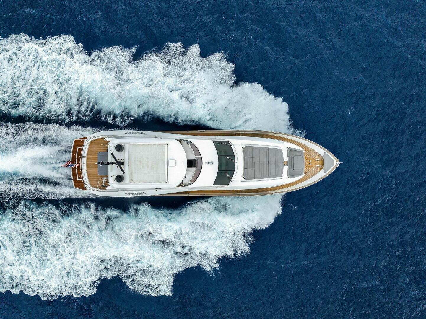 2018 Sunseeker 95 Yacht - Image 12