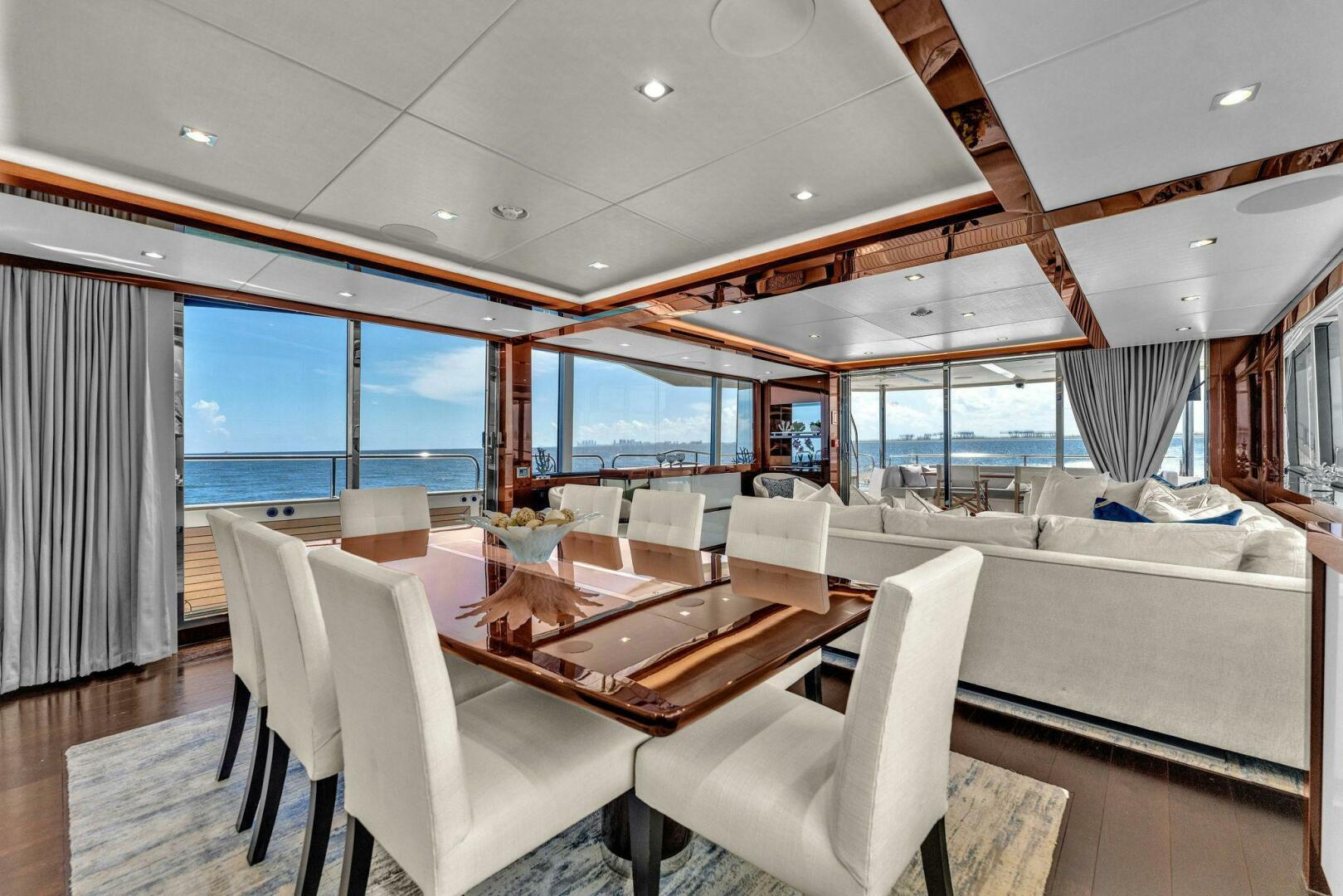 2018 Sunseeker 95 Yacht - Image 44