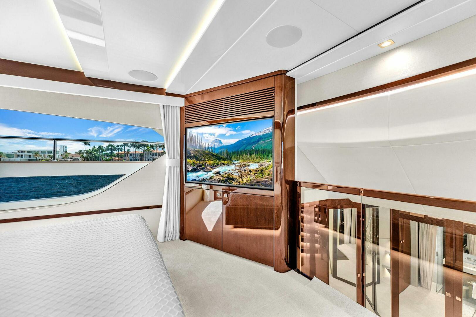 2018 Sunseeker 95 Yacht - Image 71