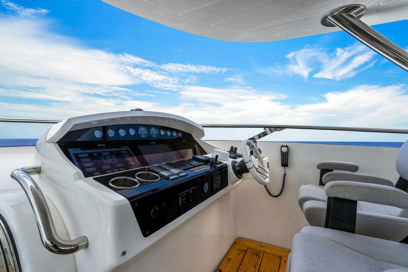 2018 Sunseeker 95 Yacht - Image 35