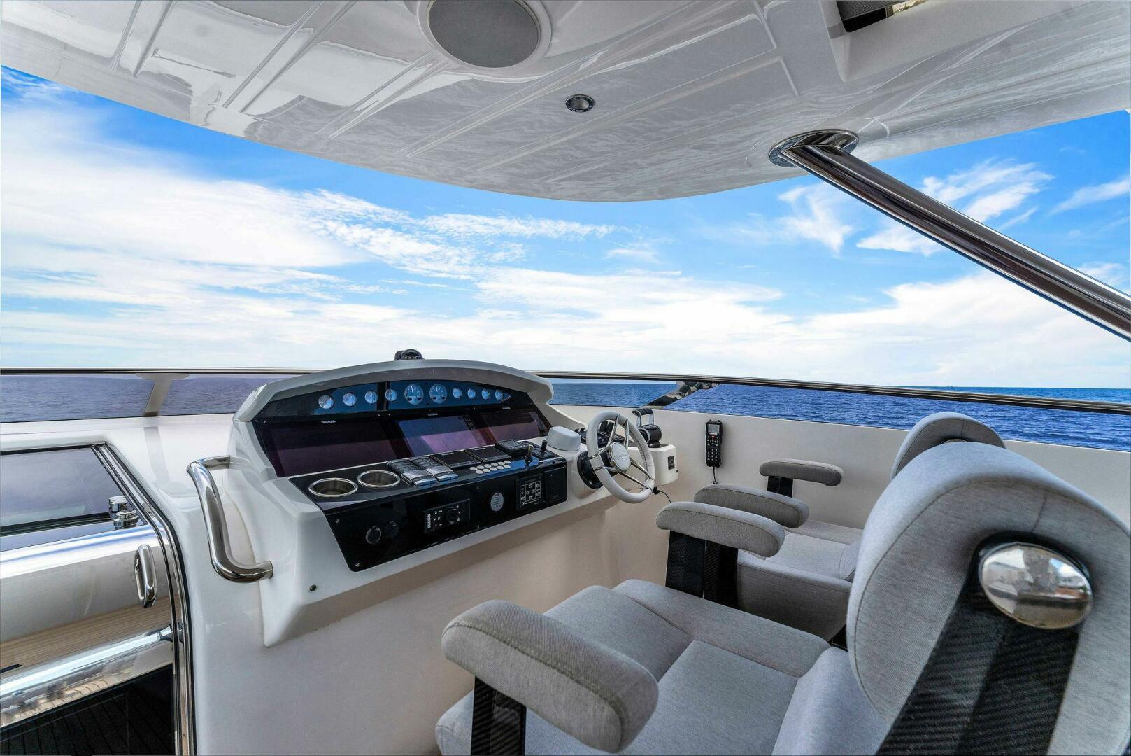 2018 Sunseeker 95 Yacht - Image 33