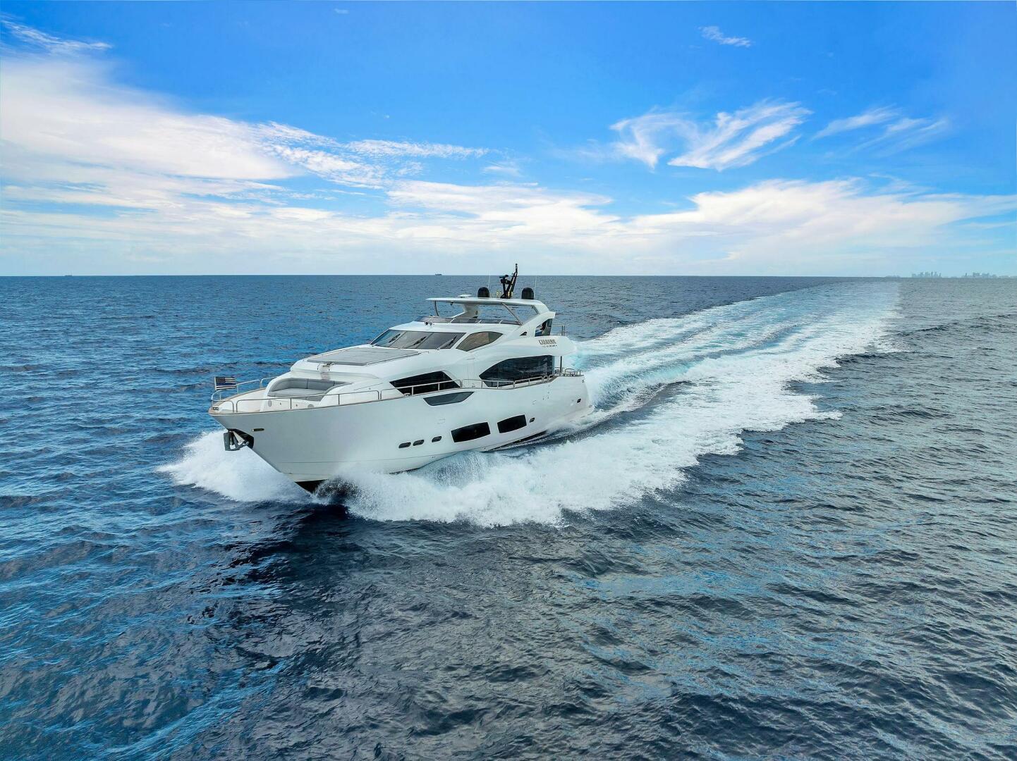 2018 Sunseeker 95 Yacht - Image 8