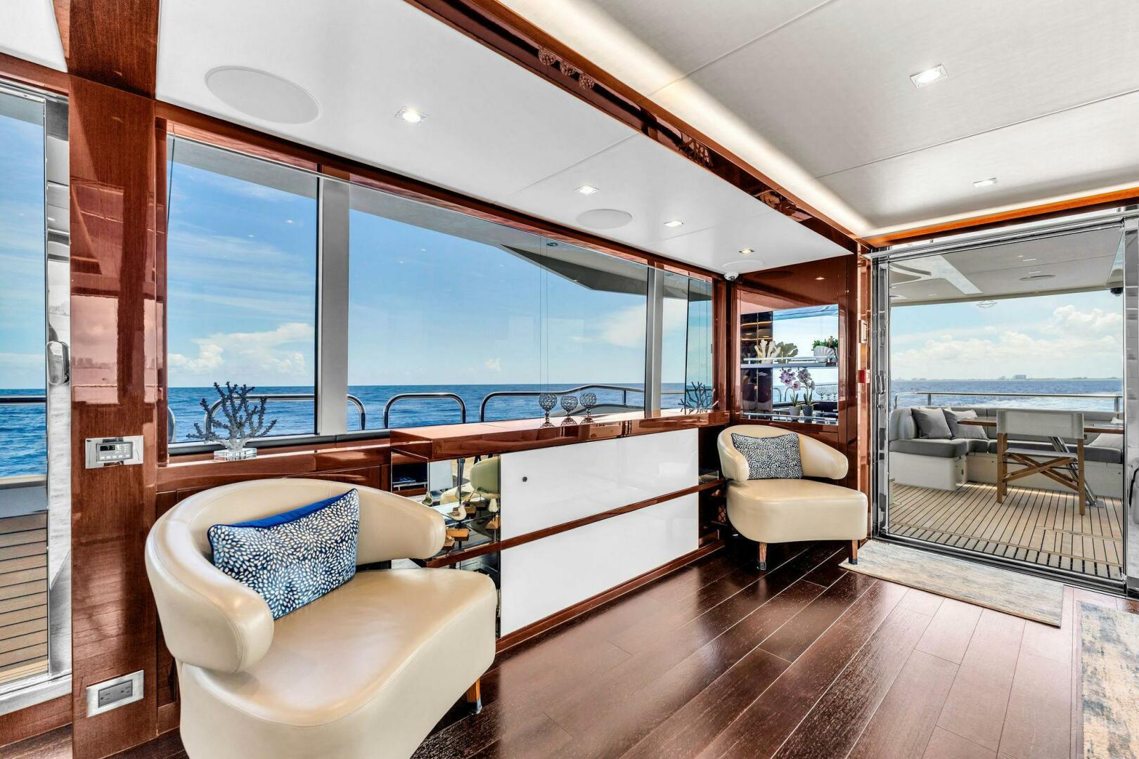 2018 Sunseeker 95 Yacht - Image 41
