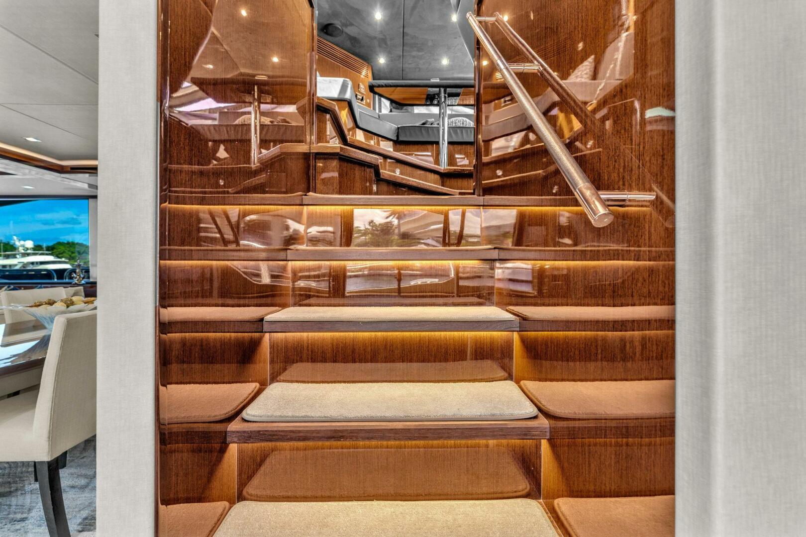 2018 Sunseeker 95 Yacht - Image 52