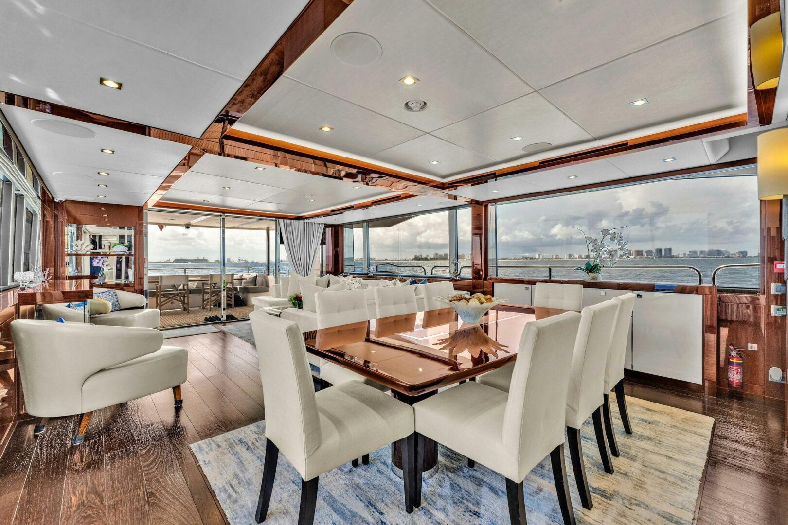 2018 Sunseeker 95 Yacht - Image 45