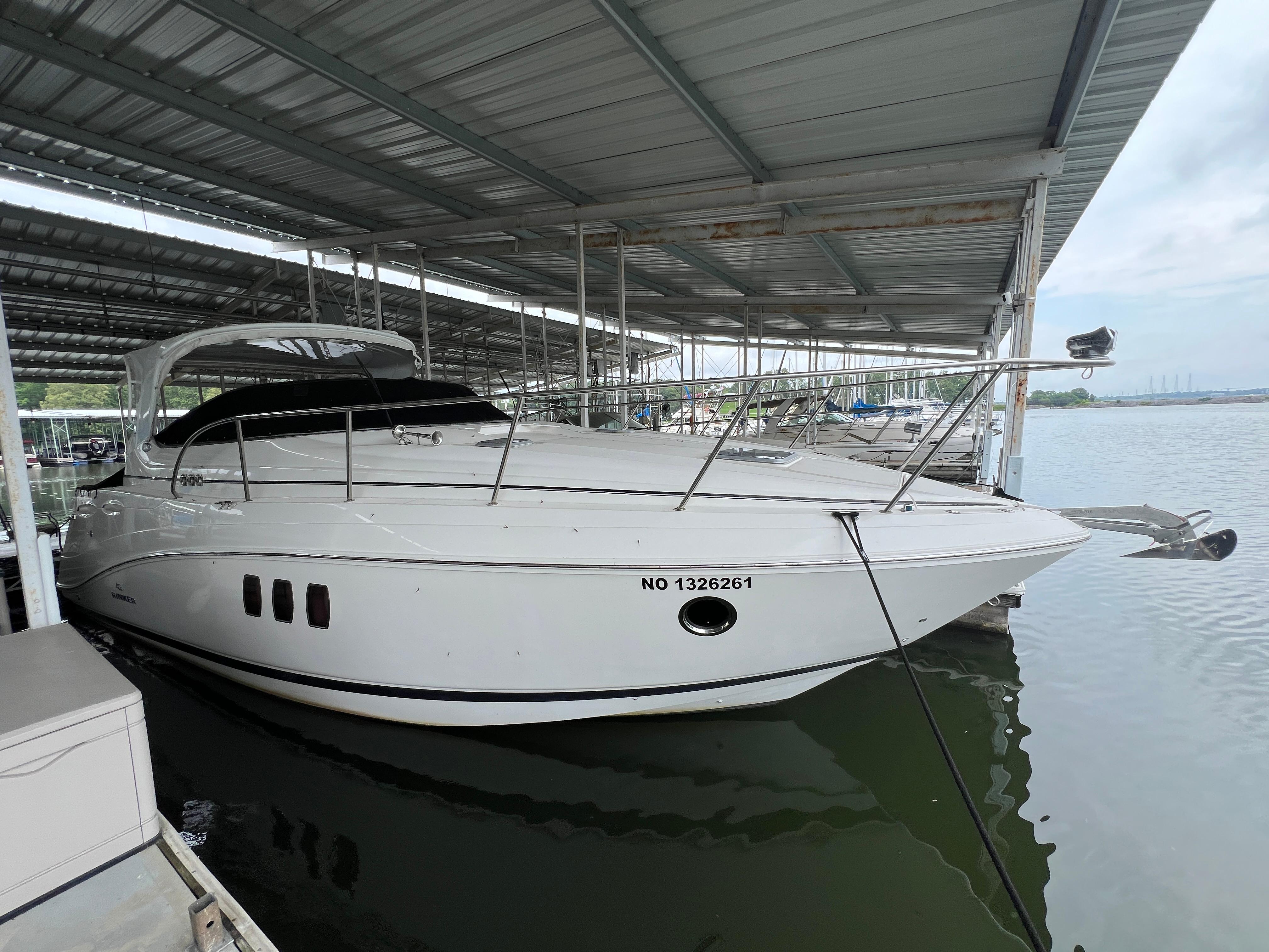 38' Rinker, Listing Number 100916718, - Photo No. 39