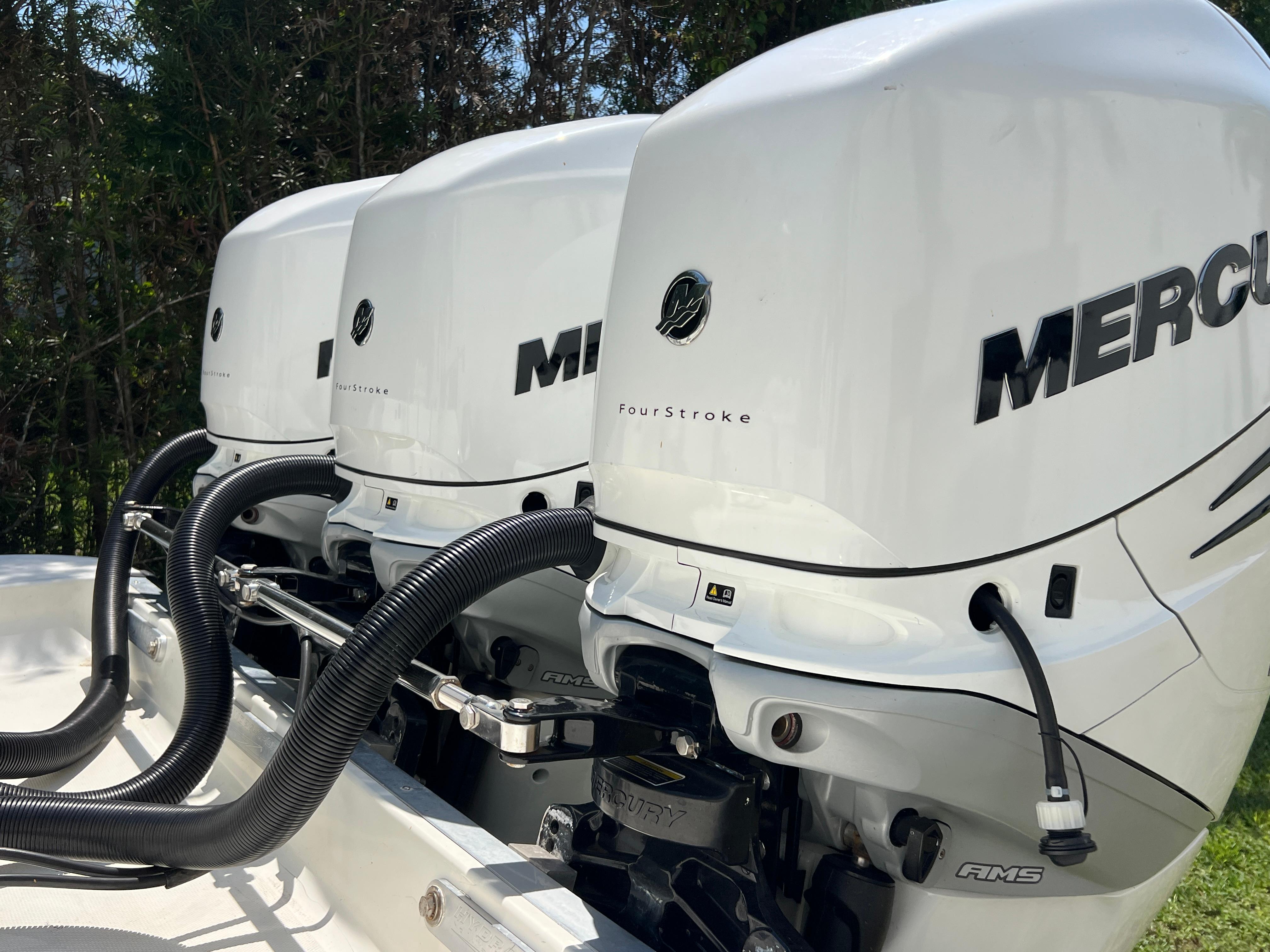 2012-hydra-sports-3400-cc-power-9756887-20250413064334687-1_XLARGE
