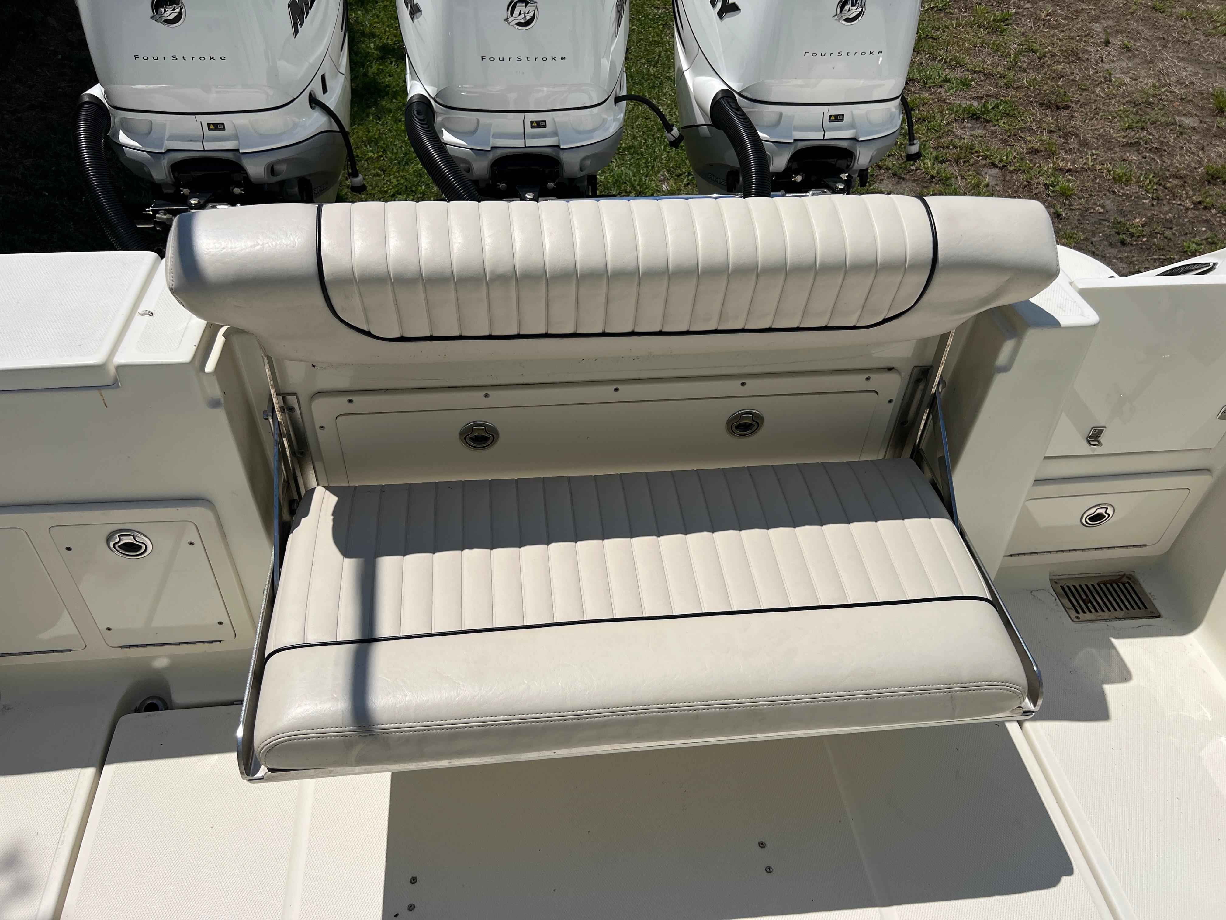 2012-hydra-sports-3400-cc-power-9756887-20250413064437116-1_XLARGE
