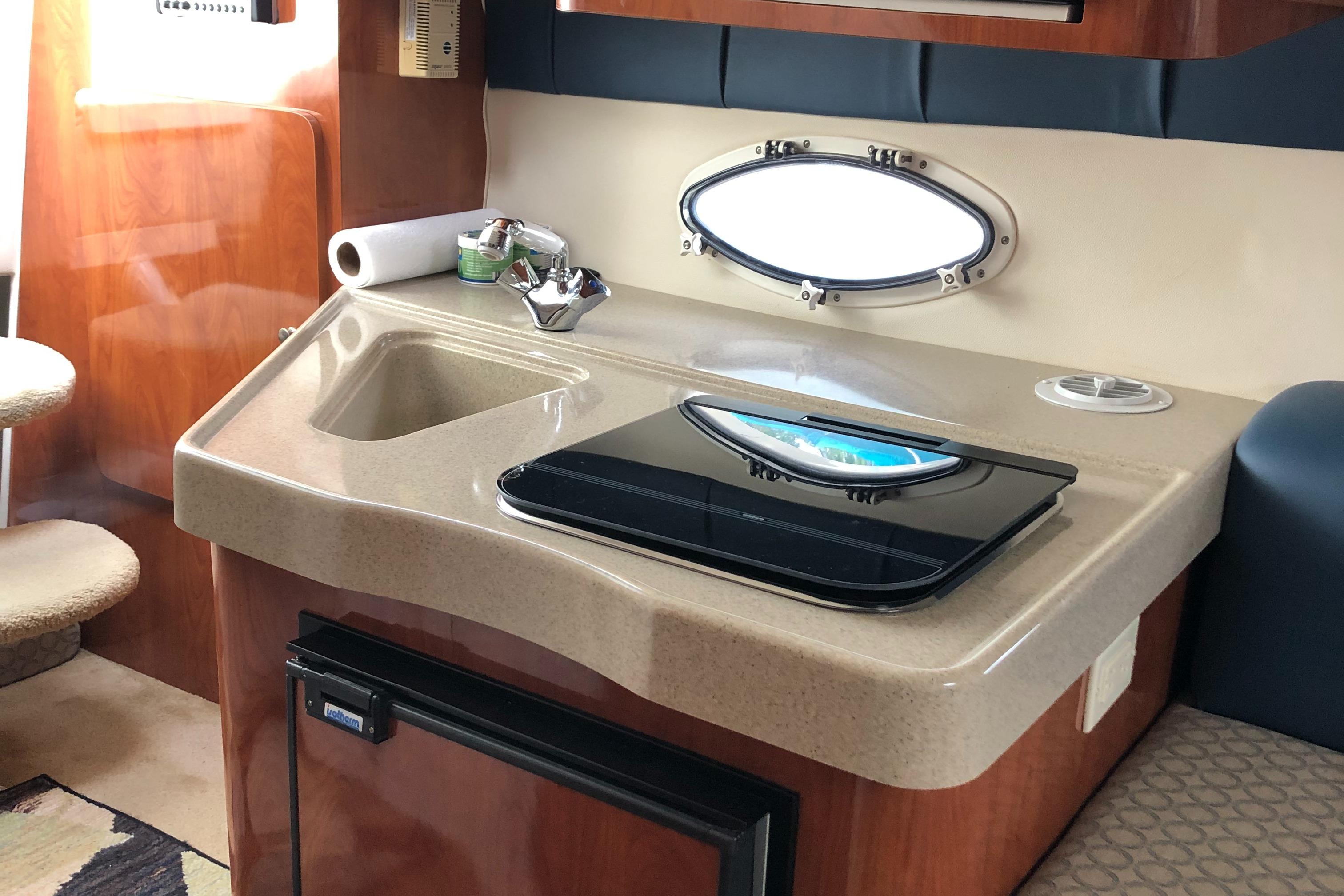 2006 Glastron GS 269 24