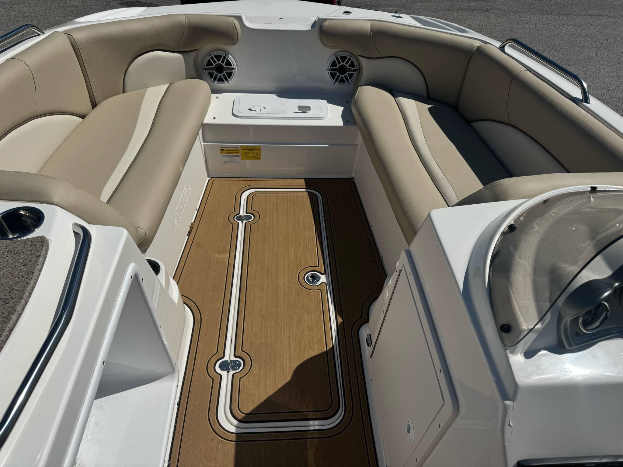 2022 Nauticstar 203SC Sport Deck-4