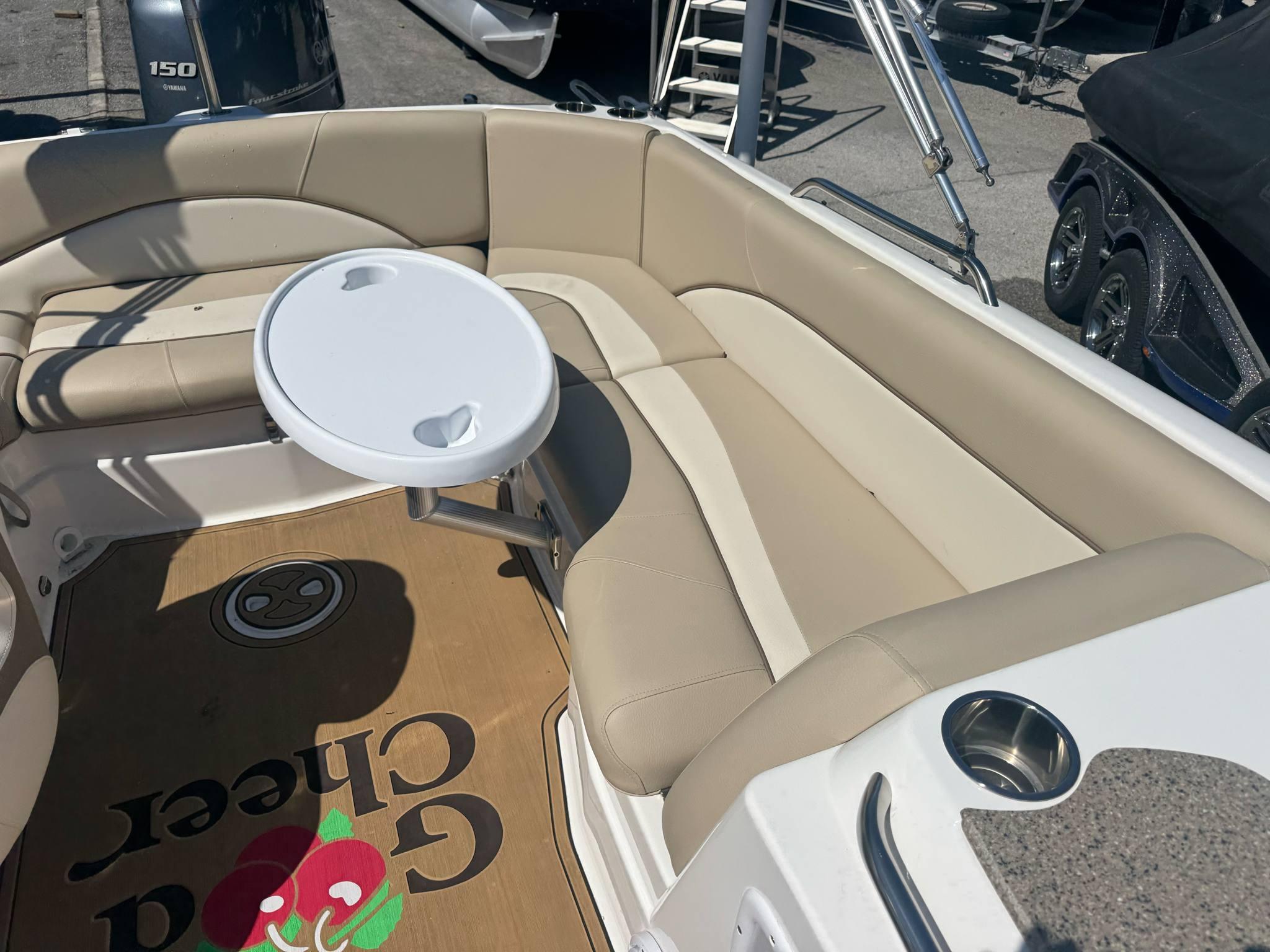 2022 Nauticstar 203SC Sport Deck-9