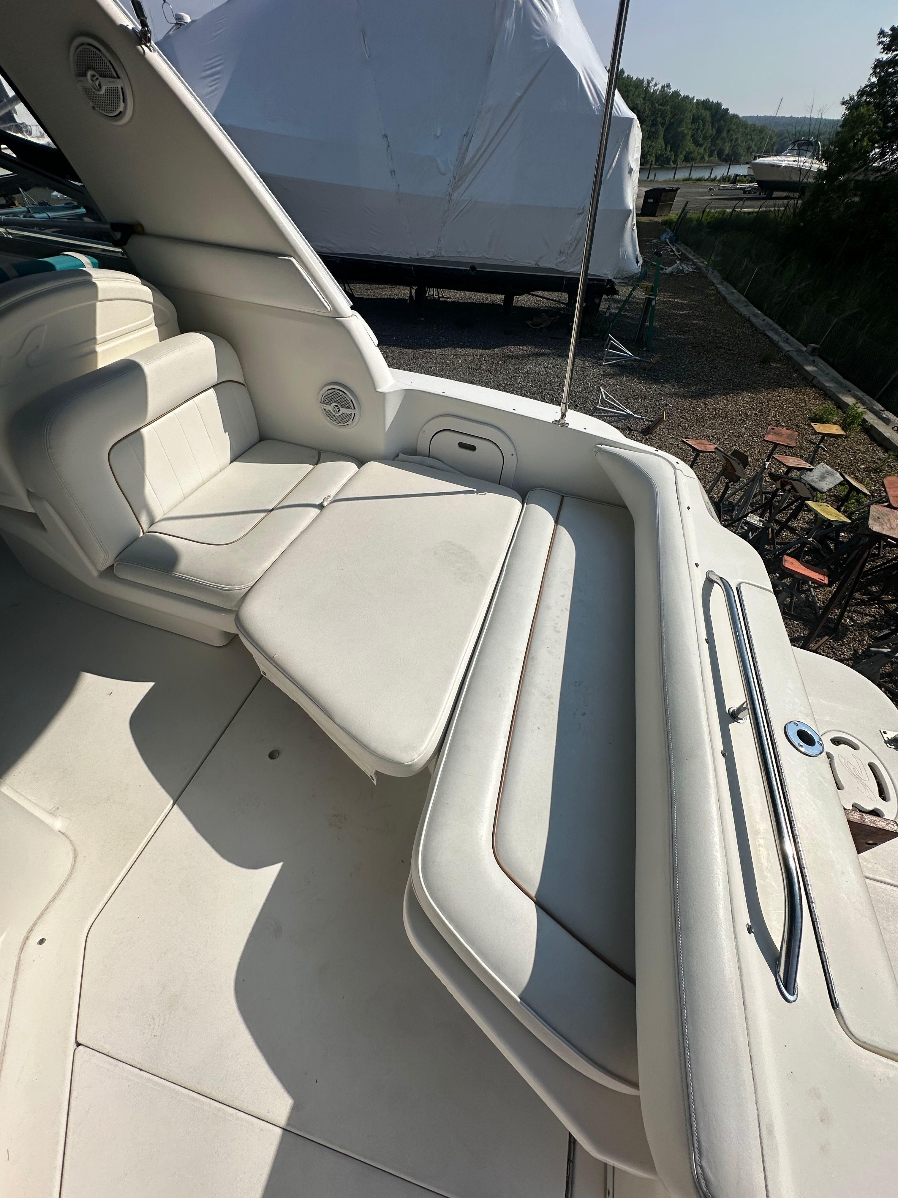 1998 Sea Ray 290 Sundancer-9