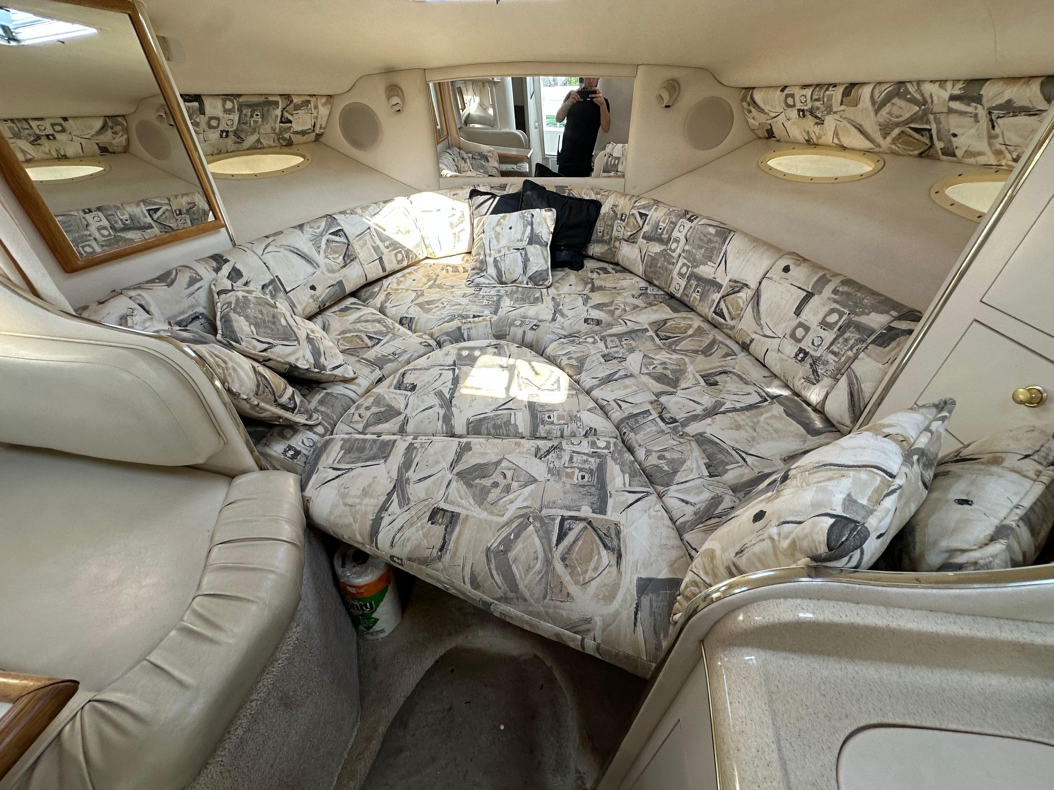 1998 Sea Ray 290 Sundancer-21