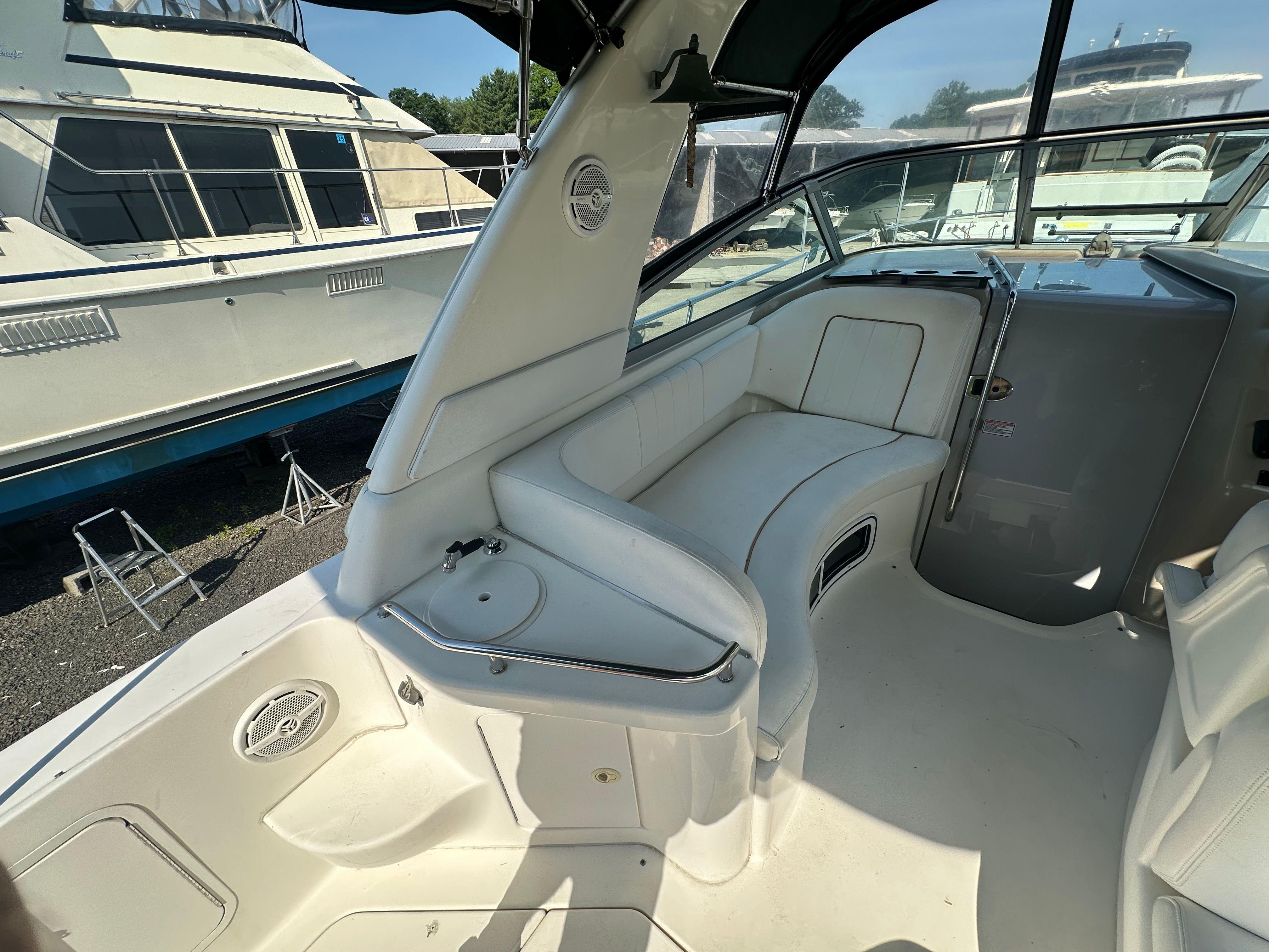 1998 Sea Ray 290 Sundancer-10