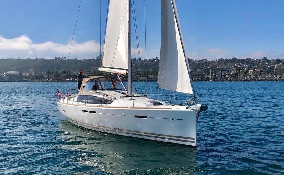 Image of 2017 Jeanneau 44 DS