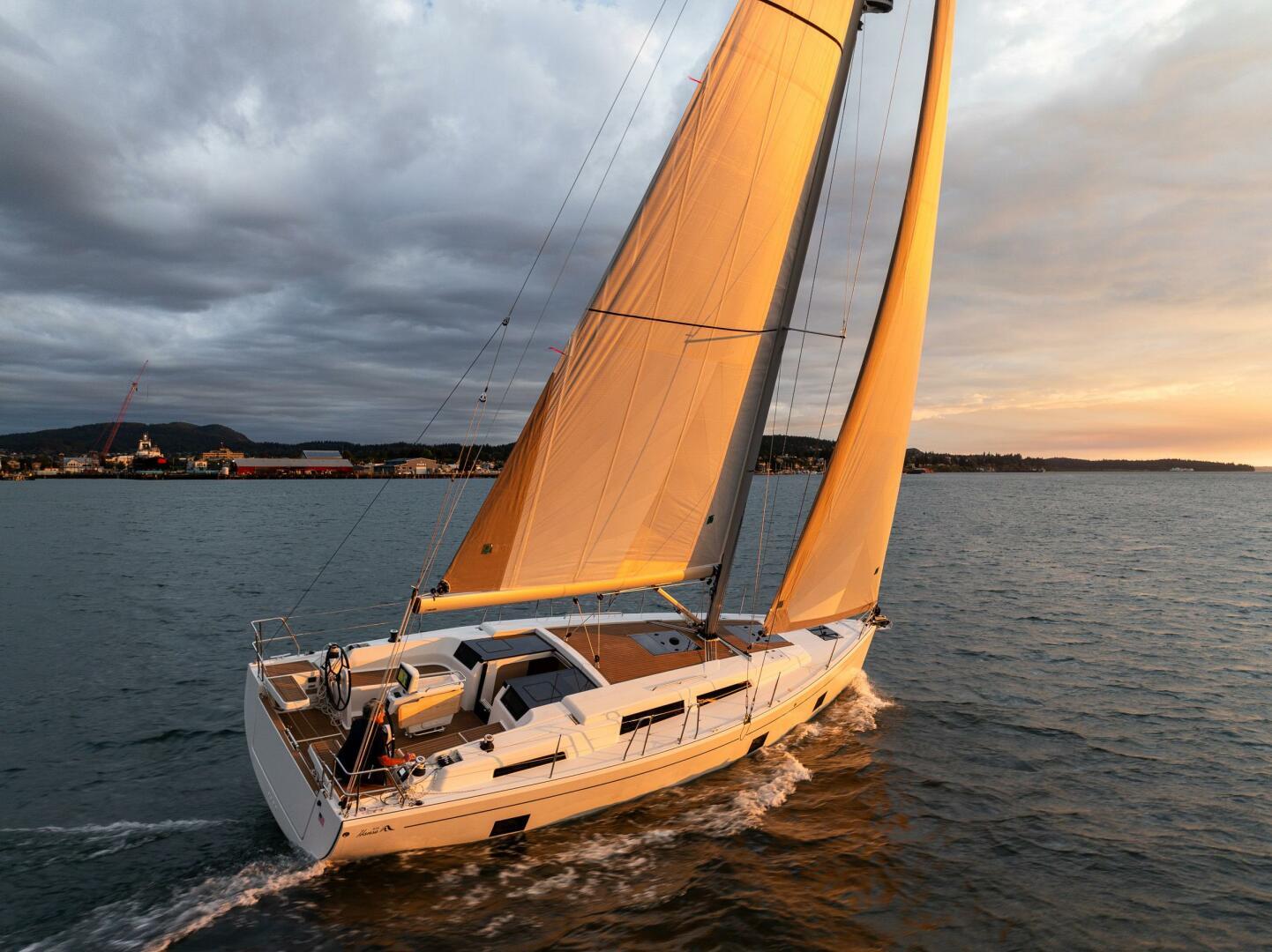 Hanse-418 2023-SEA #304 IN STOCK WA-US-Sailing yacht Hanse 418, 2023 model, gliding on open water at sunset.-9568627 | Thumbnail