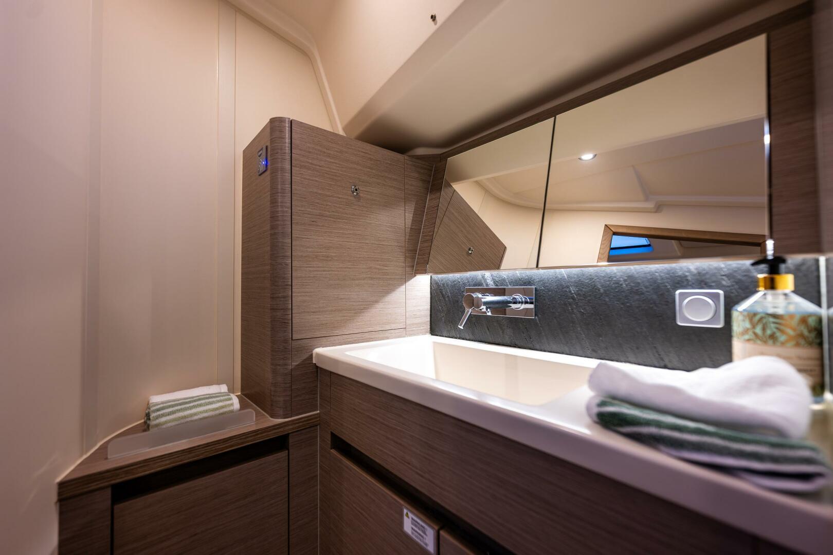 Hanse-418 2023-SEA #304 IN STOCK WA-US-Modern bathroom interior of 2023 Hanse 418 yacht with sleek design and amenities.-9568627 | Thumbnail