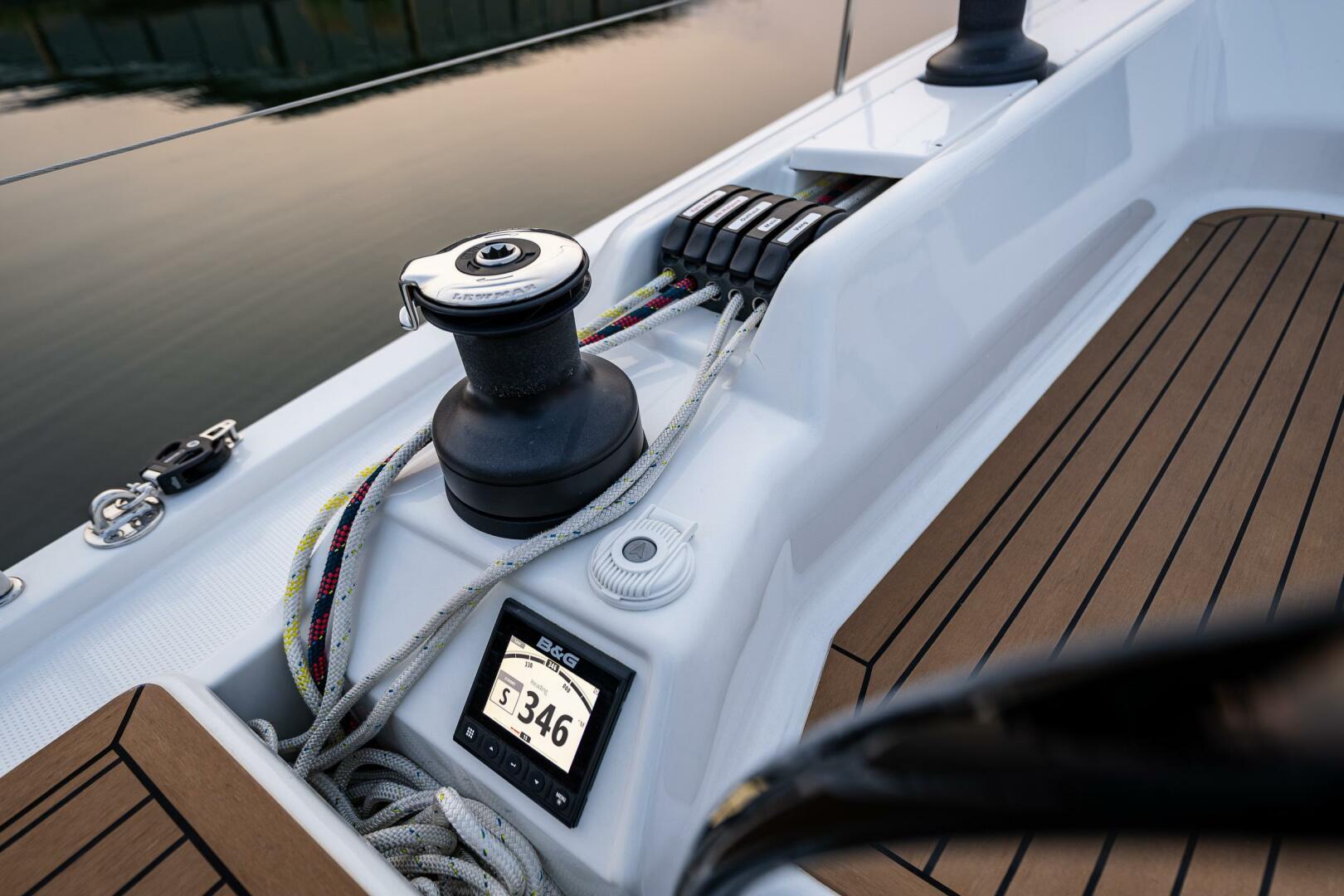 Hanse-418 2023-SEA #304 IN STOCK WA-US-Hanse 418 sailboat deck with winch and control panel, 2023 model.-9568627 | Thumbnail