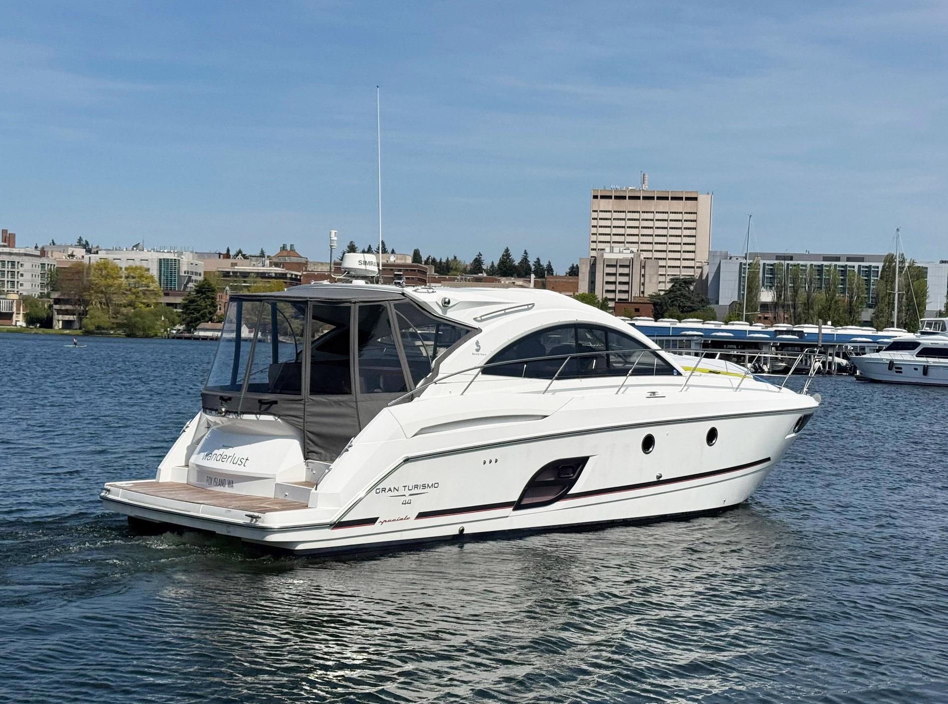 Yacht Photos Pics