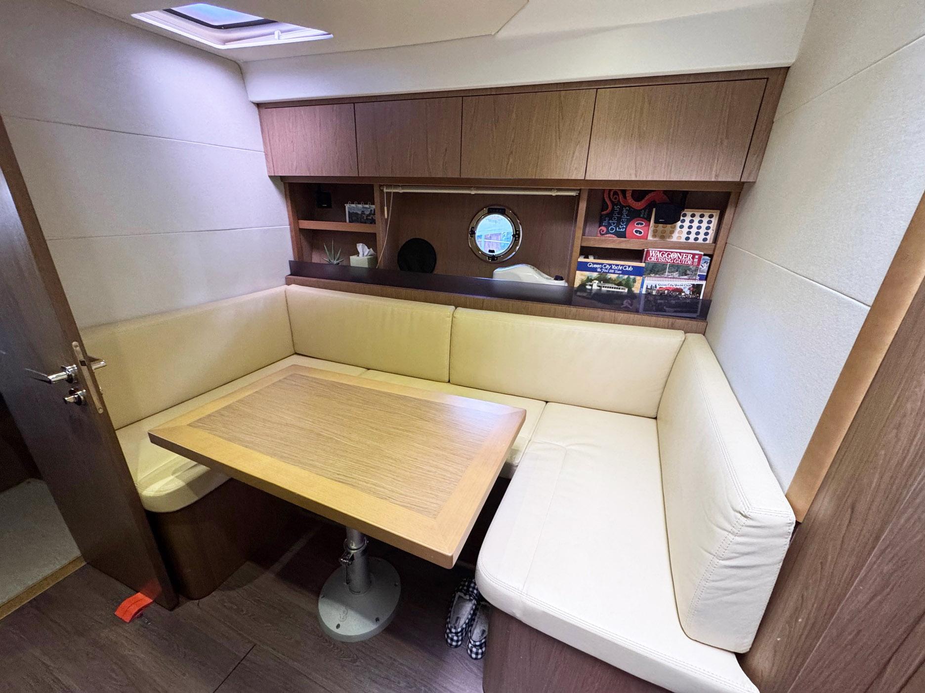 Yacht Photos Pics