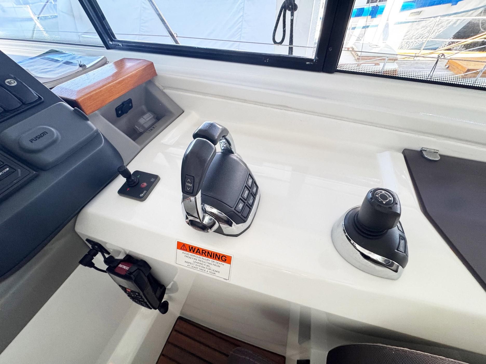 Yacht Photos Pics