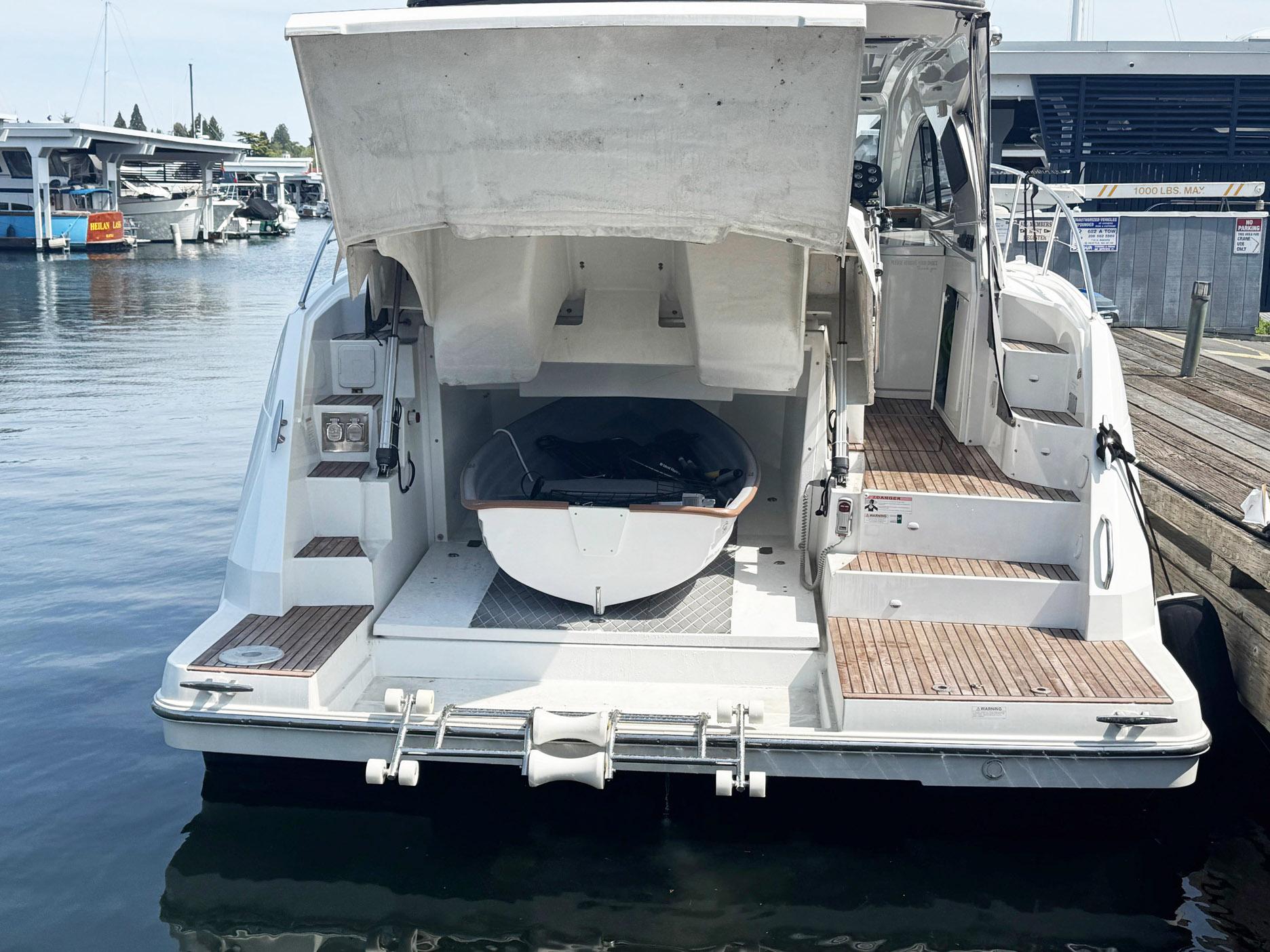 Yacht Photos Pics