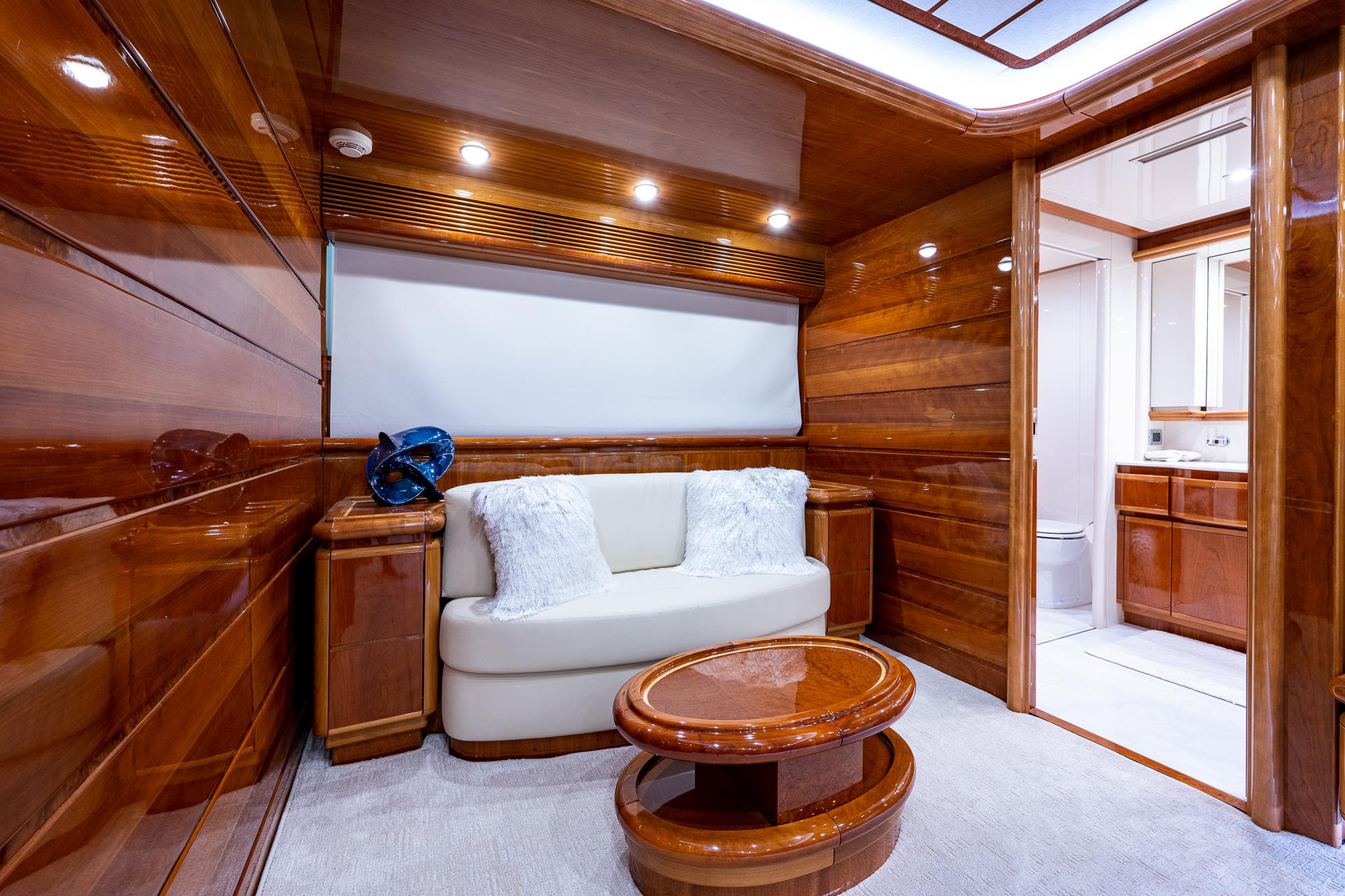 2001 Ferretti Yachts 94 Raised Pilot House Dreamchaser