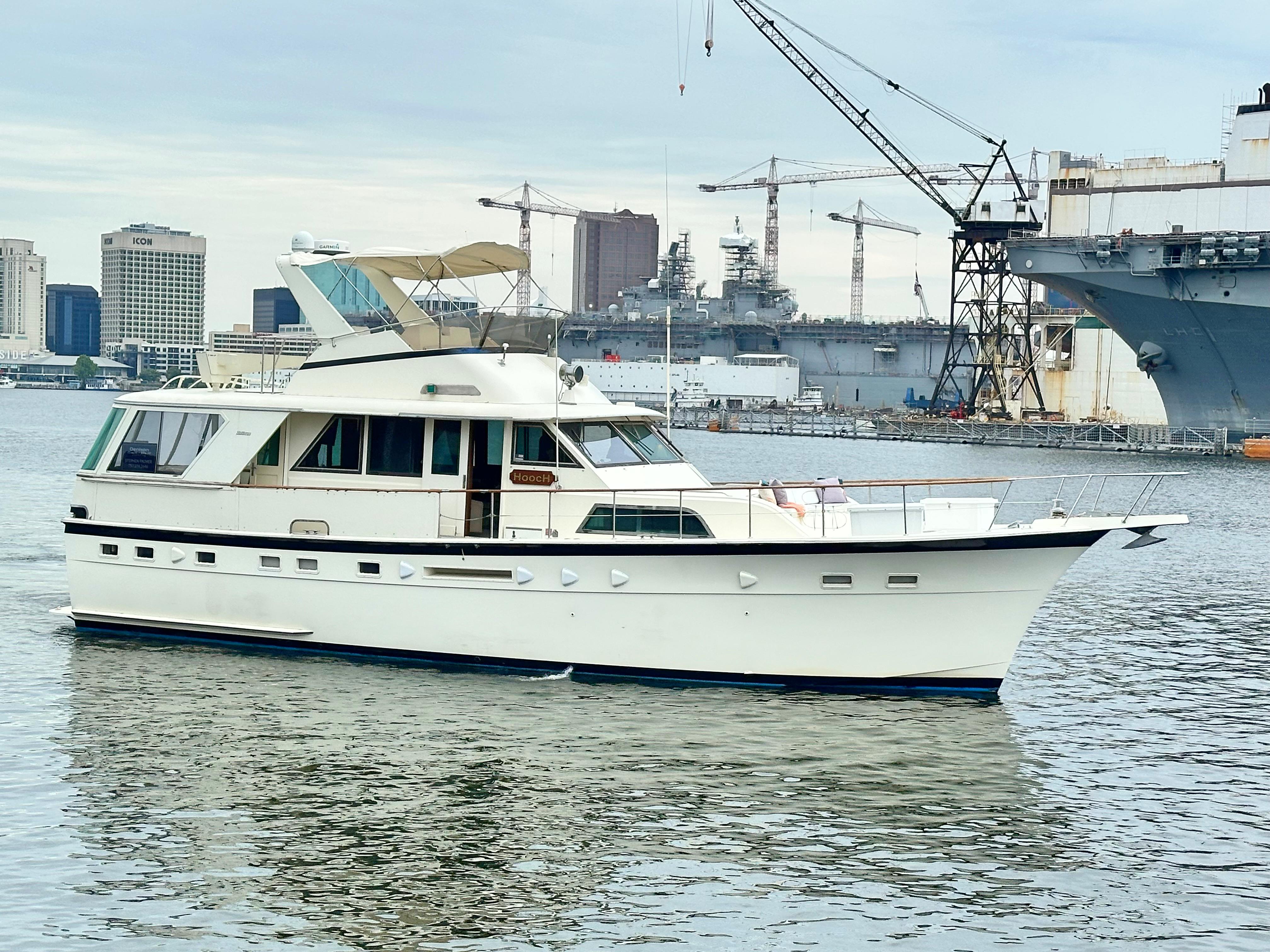 45 ft Hatteras 2016