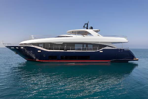 2022 Maiora 30 Walkaround