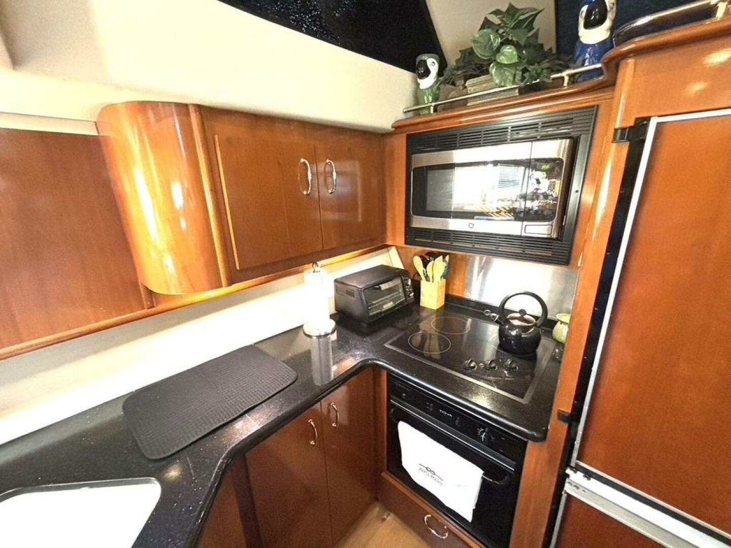 2004-carver-466-motor-yacht-power-9876945-20250718091239914-1