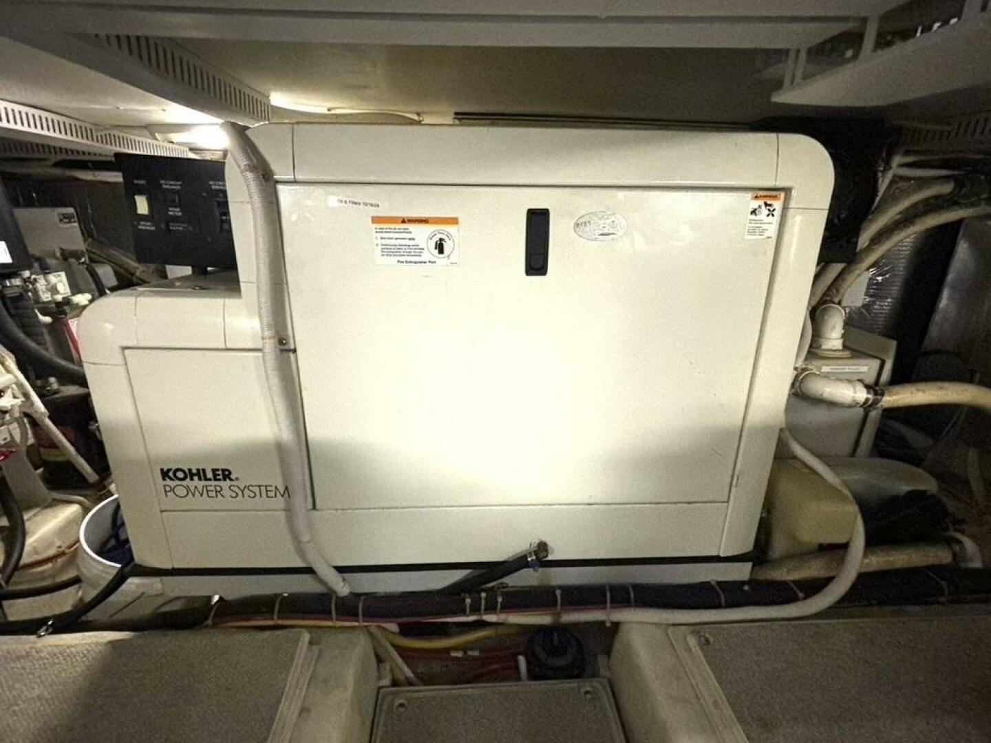 2004-carver-466-motor-yacht-power-9876945-20250718091334791-1