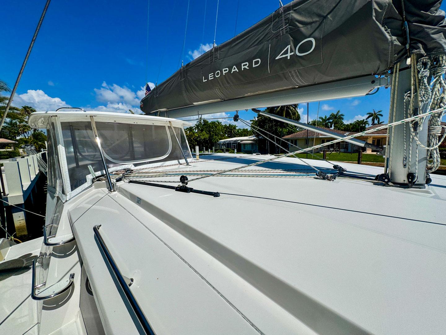Leopard-40 2019-VOYAGER FL-US-9816946 | Thumbnail