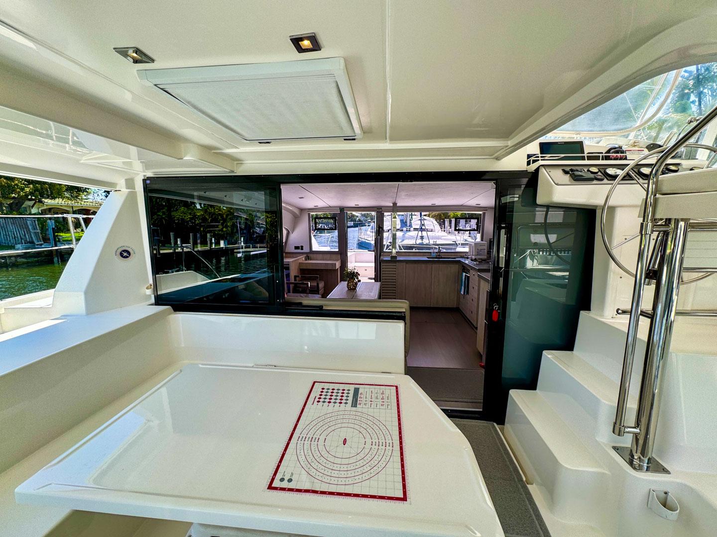 Leopard-40 2019-VOYAGER FL-US-9816946 | Thumbnail