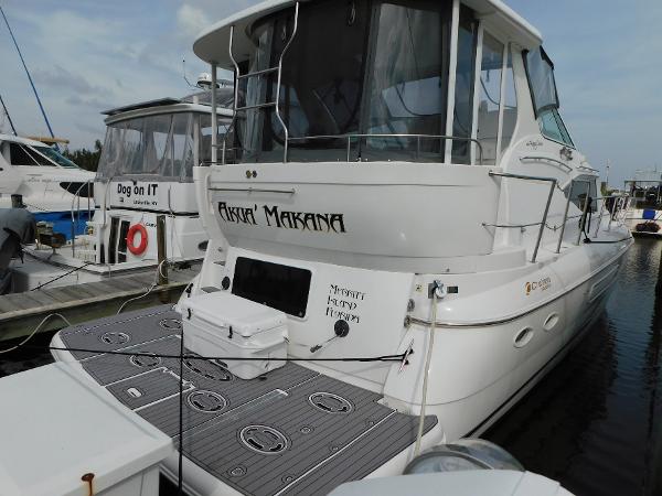45' Cruisers Yachts, Listing Number 100914669, - Photo No. 2