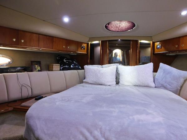 45' Cruisers Yachts, Listing Number 100914669, - Photo No. 10