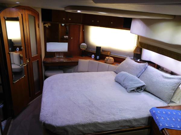 45' Cruisers Yachts, Listing Number 100914669, - Photo No. 14