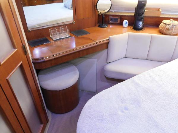45' Cruisers Yachts, Listing Number 100914669, - Photo No. 15