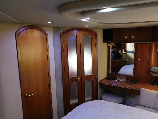 45' Cruisers Yachts, Listing Number 100914669, - Photo No. 16