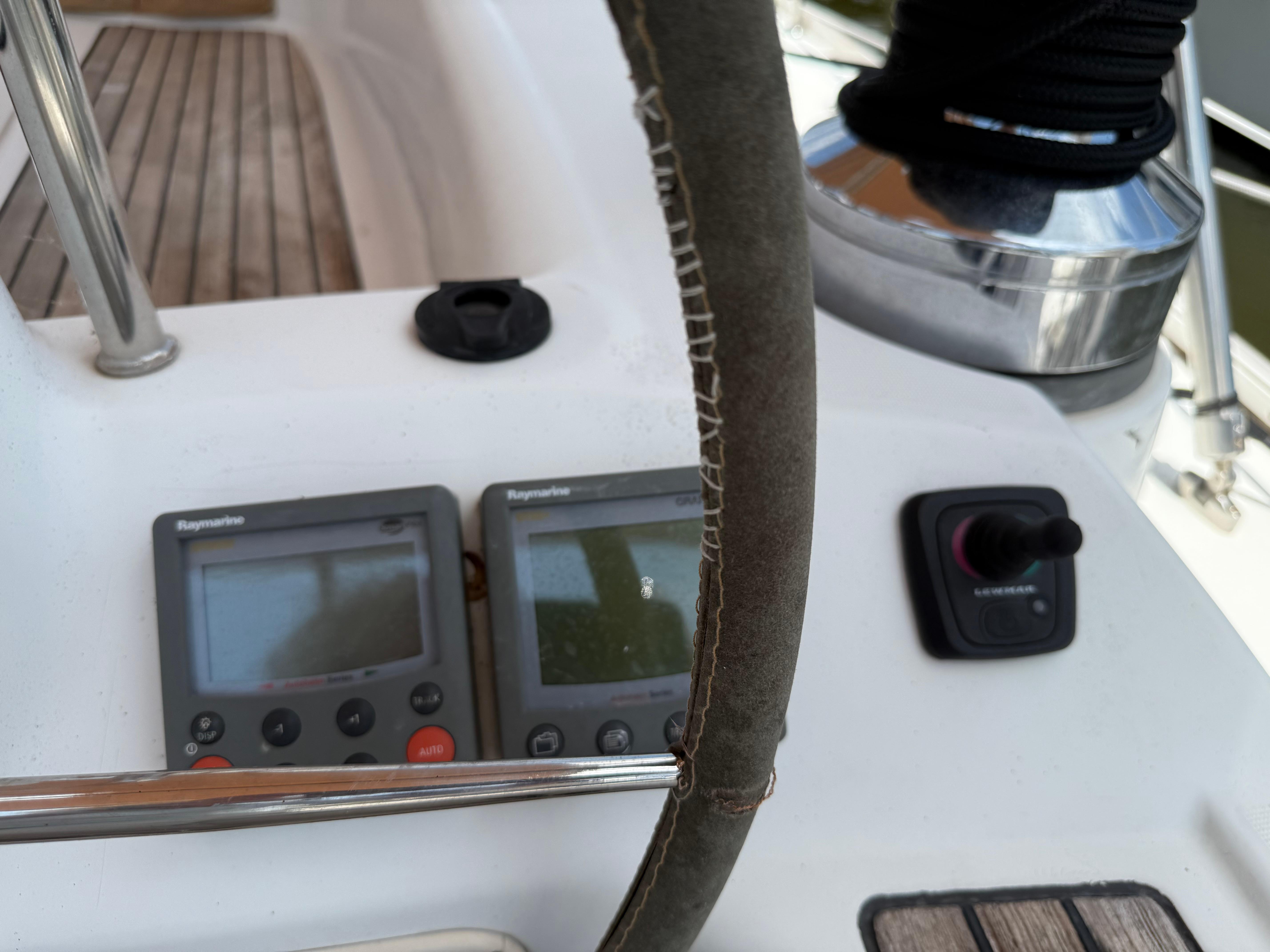 Yacht Photos Pics