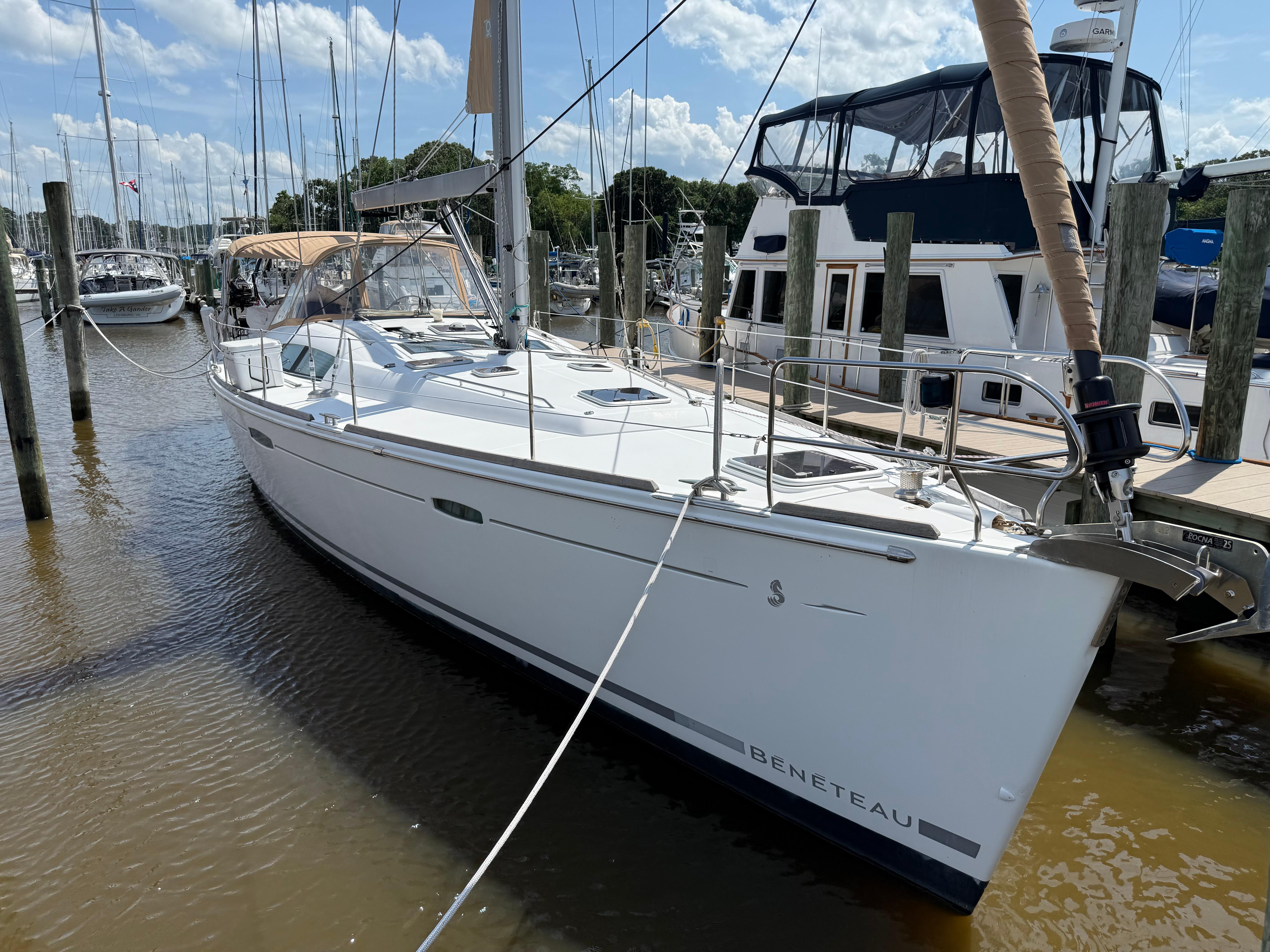Yacht Photos Pics