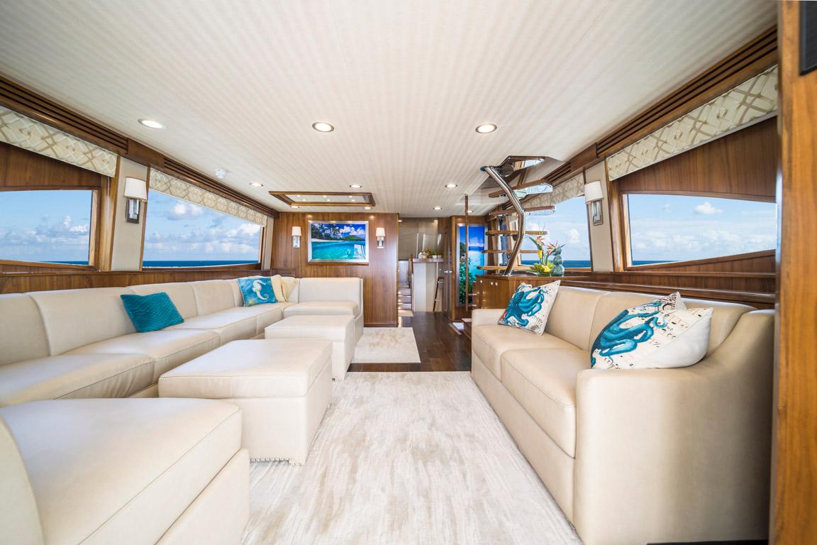 2015 Viking 75 MY Salon