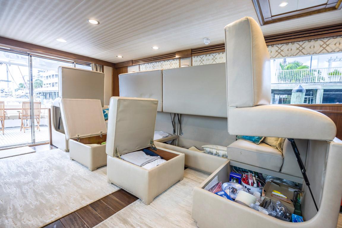 2015 Viking 75 MY Storage