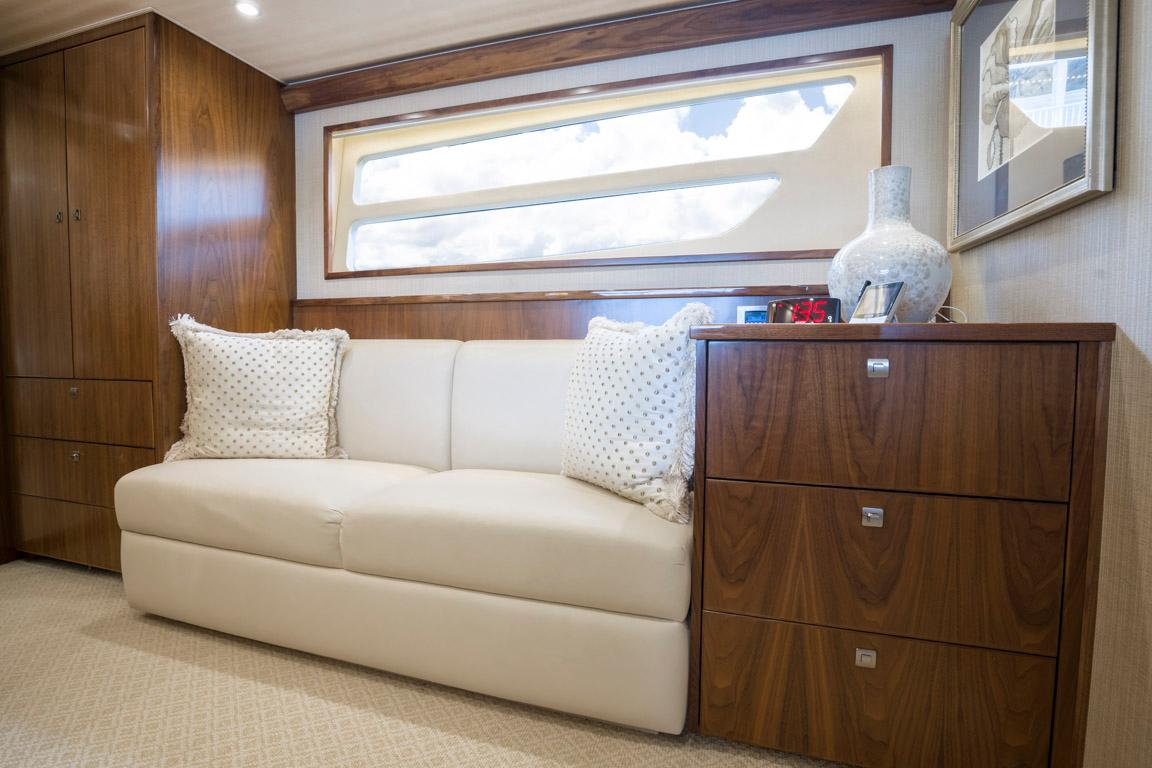 2015 Viking 75 MY Master Stateroom Seating
