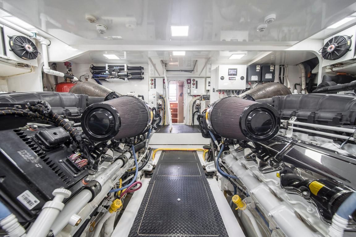 2015 Viking 75 MY Engines