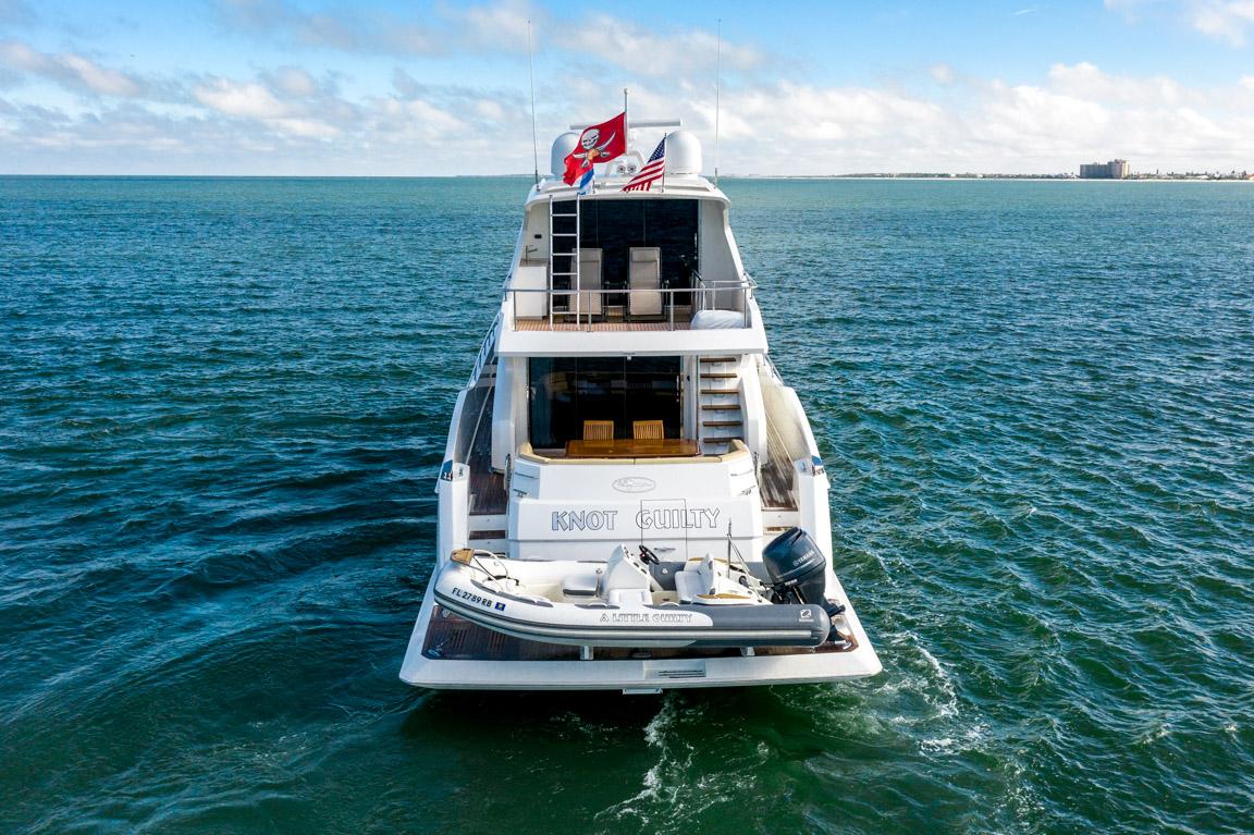 2015 viking yacht